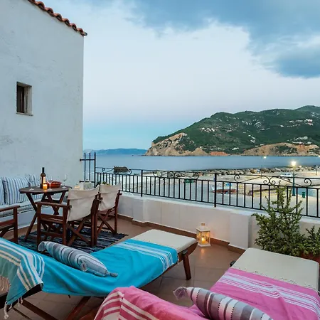 Yiannoula 스코펠로스 타운