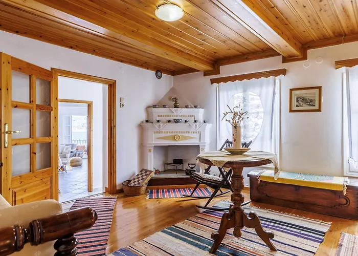 Yiannoula 스코펠로스 타운